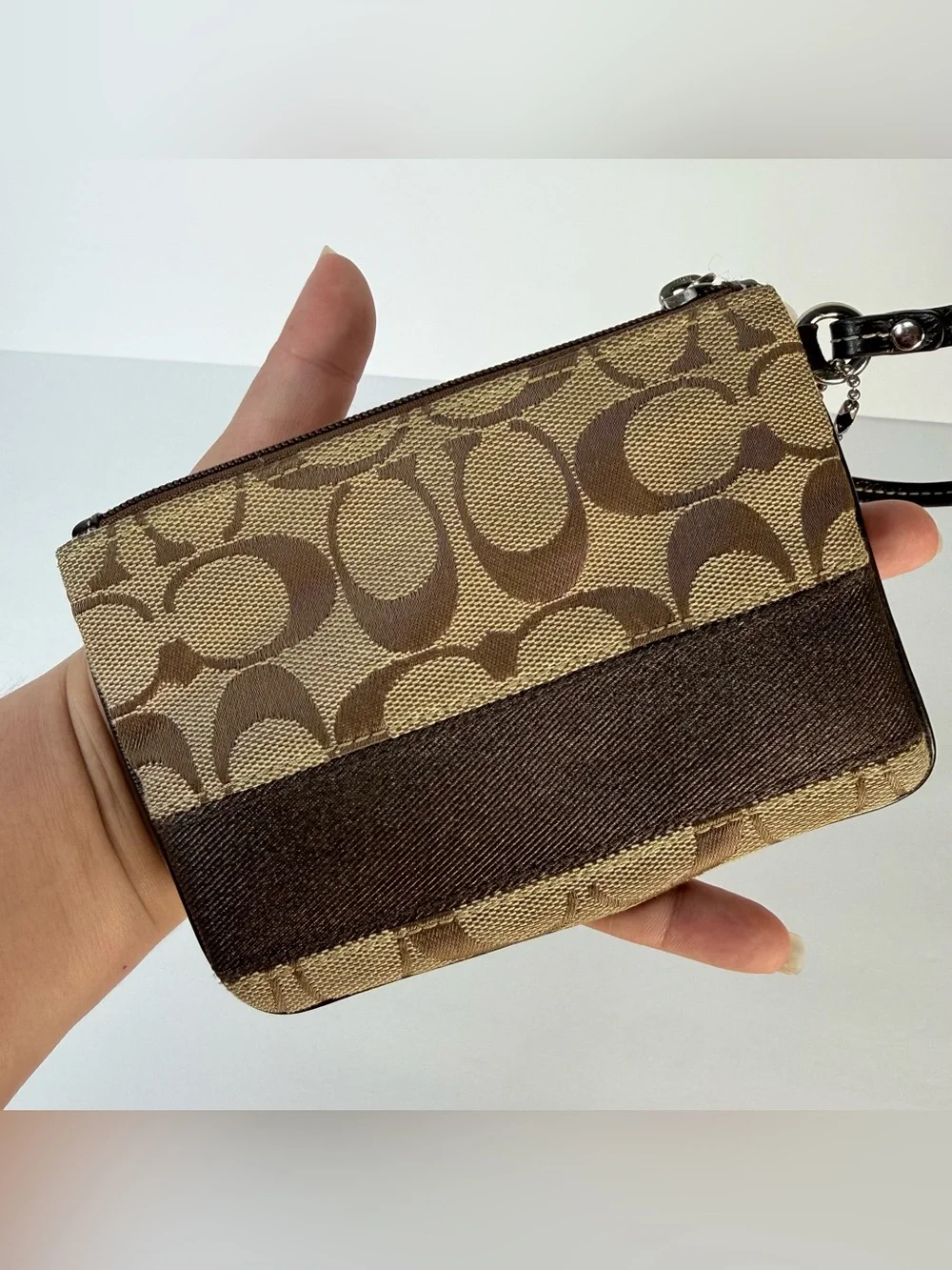 Vintage Coach Zip Wallet Wristlet Signature C Brown Tan Canvas Chocolate Brown